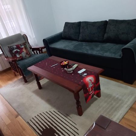 Апартаменты Cozy Skopje Retreat 2 Экстерьер фото